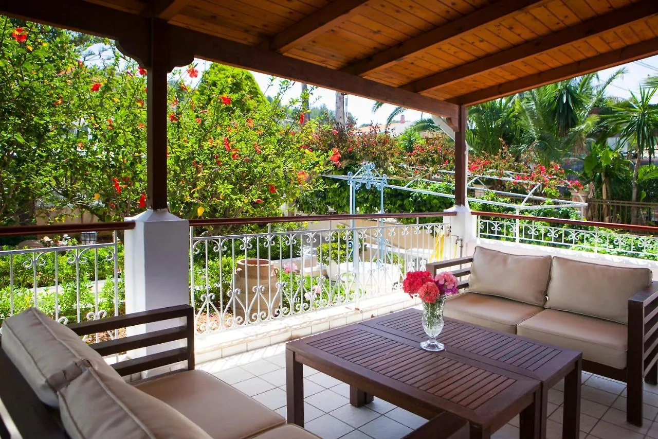 Tzivras Villa & Apartments Lassi